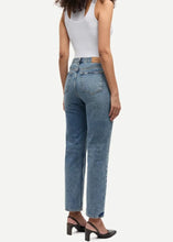 Load image into Gallery viewer, MARIANNE JEANS | LIGHT OZONE (Copie) SAMSOE SAMSOE