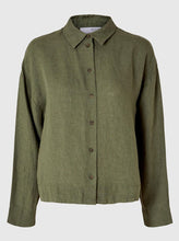 Load image into Gallery viewer, SLFLINNIE LS LINEN SHIRT | OLIVINE SELECTED
