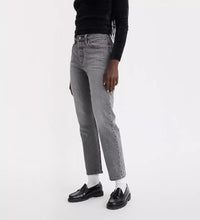 Load image into Gallery viewer, 501 CROP JEANS | HIT THE ROAD BB - GREY LEVI'S