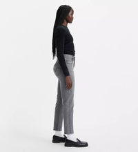 Load image into Gallery viewer, 501 CROP JEANS | HIT THE ROAD BB - GREY LEVI'S