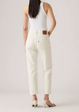 Load image into Gallery viewer, 501 CROP BOOPER NO DAMAGE | ECRU LEVI'S