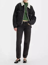 Load image into Gallery viewer, MIDDY STRAIGHT JEANS | NO SERVICE - BLACK LEVI'S