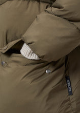 Load image into Gallery viewer, CROPPED PUFFER JACKET | CLOVER GREEN CLOSED