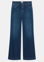 Load image into Gallery viewer, GLOW-UP WIDE JEANS | DARK BLUE