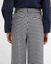 Load image into Gallery viewer, PANSMOKEY | BLACK OUR SISTER