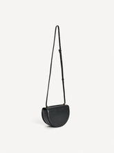 Load image into Gallery viewer, CEBELIE LEATHER BAG | BLACK BY MALENE BIRGER