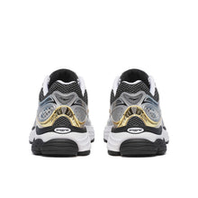Load image into Gallery viewer, PROGRID OMNI 9 | SILVER | GOLD SAUCONY