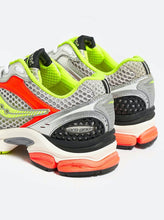 Load image into Gallery viewer, SAUCONY PROGRID TRIUMPH 4 | SILVER/FLUO