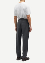 Load image into Gallery viewer, SABERTIL TROUSERS | DARK GREY SAMSOE SAMSOE