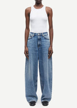 Load image into Gallery viewer, SAHARPER JEANS | AUTHENTIC SAMSOE SAMSOE