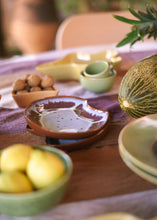 Load image into Gallery viewer, SHELL PLATE | SIENNA |  IN-STORE PURCHASE ONLY