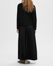 Load image into Gallery viewer, SLFESSENTIAL LS BOXY TEE | BLACK SELECTED