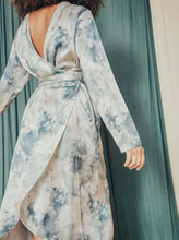 Load image into Gallery viewer, DRESS | BLURRED PRINT COSSAC