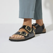 Load image into Gallery viewer, MILANO BIG BUCKLE NATURAL LEATHER PATENT | HIGH SHINE BLACK (NARROW) (Copie) BIRKENSTOCK