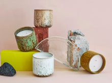 Load image into Gallery viewer, CERAMIC SCENTED CANDLE | FLORAL BOUDOIR HK LIVING