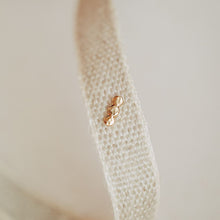 Load image into Gallery viewer, BOUCLE D'OREILLE KIM | PLAQUE OR TIROIR DE LOU