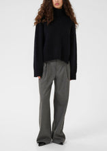 Load image into Gallery viewer, ALPHAGZ ROLLNECK | BLACK GESTUZ