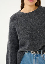 Load image into Gallery viewer, GZALPHA SLIT PULLOVER | CHARCOAL MEL GESTUZ