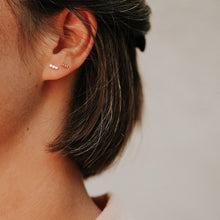 Load image into Gallery viewer, BOUCLE D'OREILLE KIM | PLAQUE OR TIROIR DE LOU