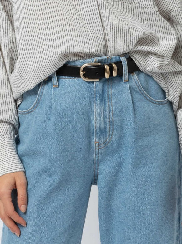 leon-belt-black-mellow-concept