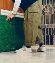 Load image into Gallery viewer, V-90 OT LEATHER | WHITE UMBER VEJA