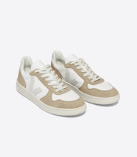 Load image into Gallery viewer, V-10 CHROMEFREE LEATHER | NATURAL SAHARA