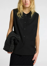Load image into Gallery viewer, SLFABBI VEST | BLACK SELECTED