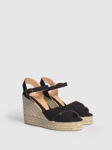 Wedge espadrille made of cotton canvas. design with crossed straps from Castaner