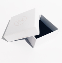 Load image into Gallery viewer, TWIN CIRCLE RING -  DIAMANTI PER TUTTI DIAMANTTI PER TUTTI