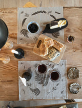 Load image into Gallery viewer, FERN LINEN PLACE MAT