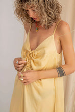 Load image into Gallery viewer, MAXI DRESS | VANILLA
