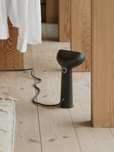 Load image into Gallery viewer, CIRRUS 3 IRON STEAMER | CHARCOAL