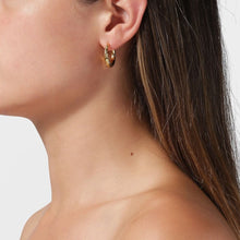 Load image into Gallery viewer, REFLECTION RHOMBUS EARRING | GOLD