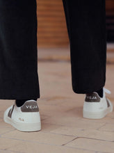 Load image into Gallery viewer, VEJA CAMPO CHROMEFREE LEATHER | EXTRA WHITE KAKI