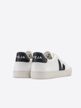 Load image into Gallery viewer, CAMPO CHROMEFREE LEATHER | WHITE BLACK VEJA