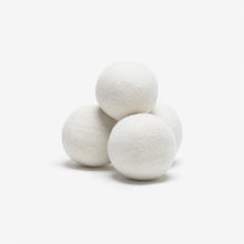 Load image into Gallery viewer, TUMBLE DRYER BALLS
