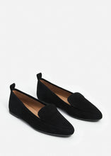 Load image into Gallery viewer, CAJSA SUEDE | BLACK FLATTERED