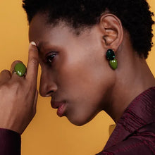 Load image into Gallery viewer, Become earrings green Laurence Delvallez