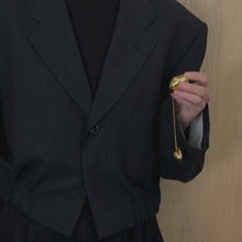Load image into Gallery viewer, MIEKE BROCHE | GOLD PIN PEOPLE