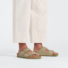 Charger l&#39;image dans la galerie, ARIZONA BS VEGAN | FADED KHAKI BIRKENSTOCK