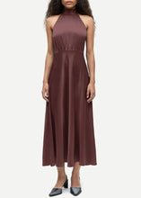 Load image into Gallery viewer, RHEO DRESS |   FUDGE SAMSOE SAMSOE