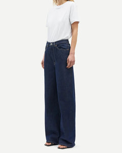 SHELLY JEANS | DARK LAKE SAMSOE SAMSOE
