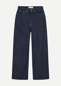 SHELLY JEANS | DARK LAKE SAMSOE SAMSOE