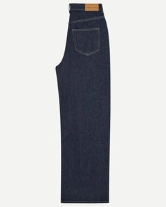 SHELLY JEANS | DARK LAKE SAMSOE SAMSOE