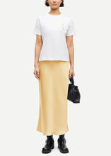 Charger l&#39;image dans la galerie, SALULA SHIRT | FLAME SCARLET (Copie) SAMSOE SAMSOE