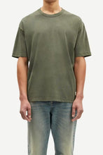 Load image into Gallery viewer, SAPOETRY T-SHIRT 1508 | FOREST NIGHT SAMSOE SAMSOE