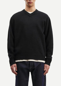 JACKS V-NECK |  SALUTE SAMSOE SAMSOE
