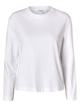 Charger l&#39;image dans la galerie, SLFESSENTIAL LS BOXY TEE | BRIGHT WHITE SELECTED