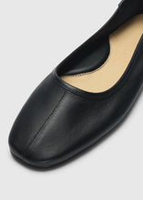 Load image into Gallery viewer, SLFELIA LEATHER BALLERINA | BLACK SELECTED