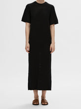 Load image into Gallery viewer, SLFHELENA 2/4 KNIT DRESS | BLACK SELECTED